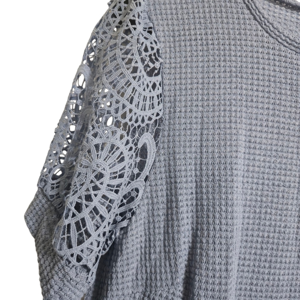 Women's Blue Knit Lace Sleeve Top Plus Size NWT - Picture 3 of 7